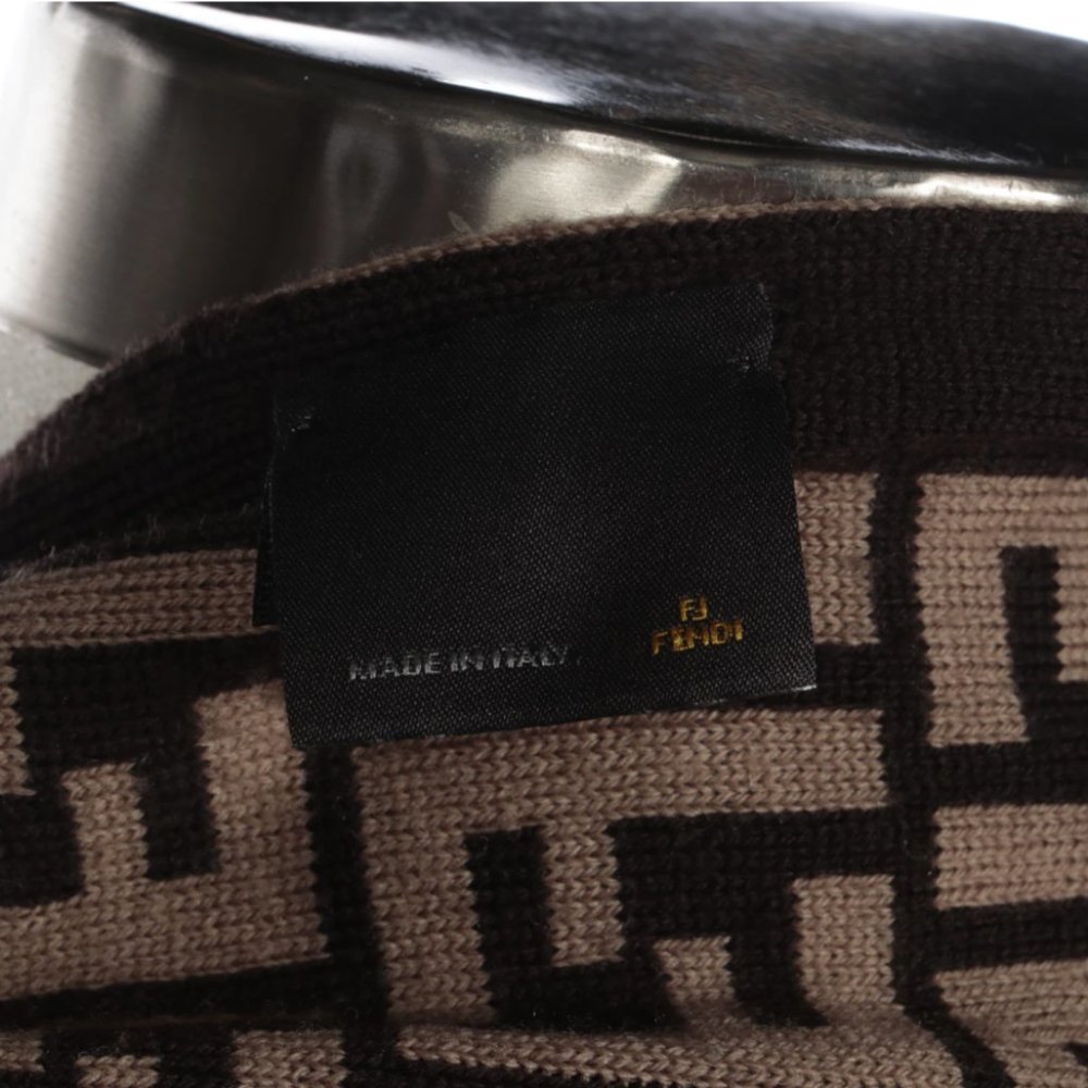 Fendi FF Logo Reversible Wool Intarsia Knit Scarf - Picture 4 of 8